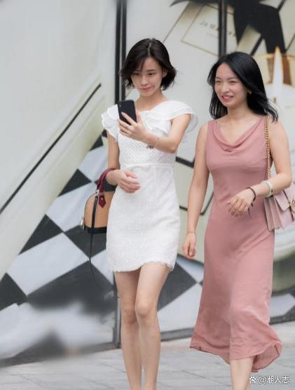 为什么大家夏天都不穿短裙了？看看杭州女生穿长裙，你就明白了