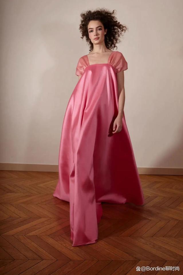 Alexis Mabille 2023秋冬系列，优雅裙装还有细节