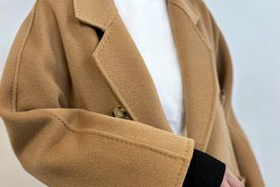 穿上羊毛大衣，你就是这个冬天最时尚的<span style='color:red'>那</span>个人！