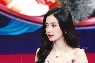 Angelababy带小<span style='color:red'>海</span>绵出<span style='color:red'>行</span>，穿搭一身私服就值10万！真让人望尘莫及