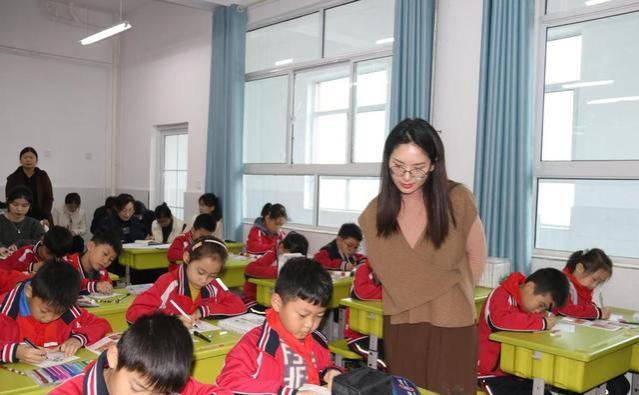 编制外人员的工作并非“铁饭碗”，多地开始大清退？有补偿吗？