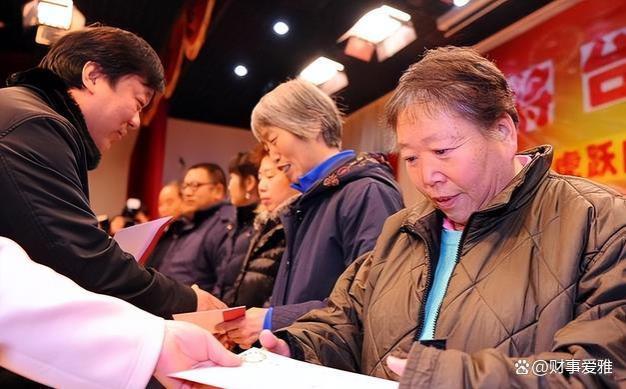 退休后默默回家，8个真实现象