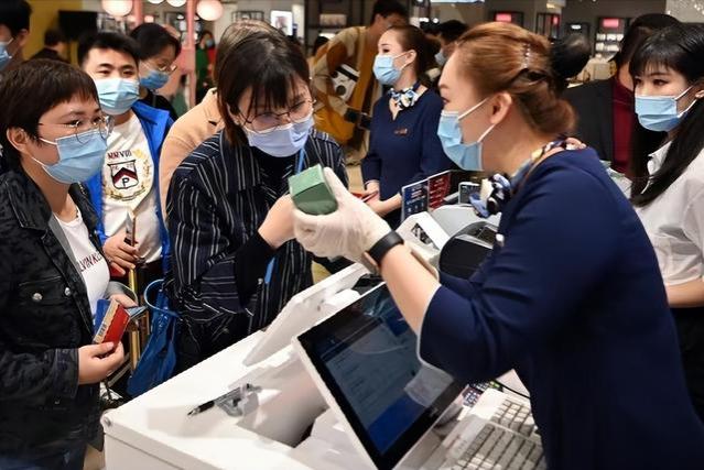 好消息，国家出手提高居民收入，稳定就业、提高工资一起抓