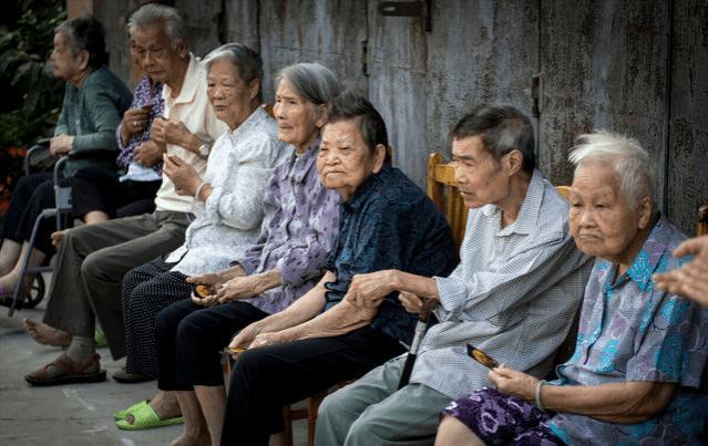 预测：今明两年退休人员，将面临3大难题，早知道早准备