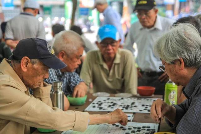 延迟退休或成定局？首席专家：是利国利民的好事，晚退休并不吃亏