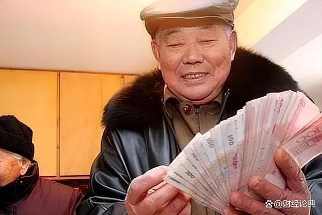 天津养老金重算补发将开始，养老金2500元、6500元可以补发多少？