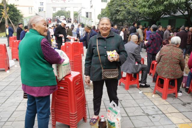 机关事业单位退休人员，职业年金可以领取多少个月？一起来看看