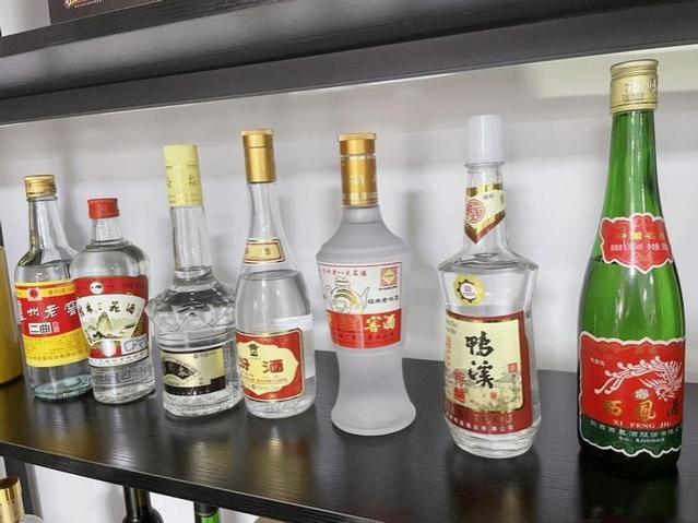 和老板喝酒的时候，有3种酒不能上桌，丢人事小，就怕丢了工作