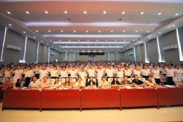名师领航！济南市历下区教体局举行2023年新入职教师岗前培训