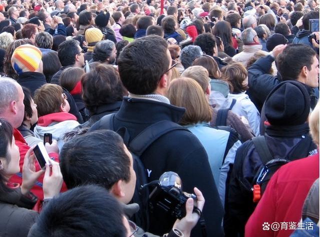 男生晒录取通知书，老师表示该专业就业率100%，网友：赢麻了