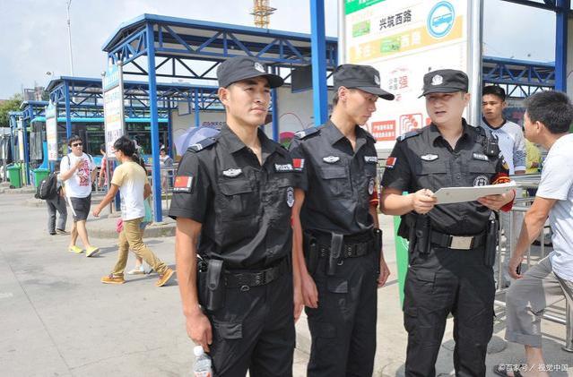 大专学历就有机会，辅警工作满2年可入编，考公难这捷径你考虑吗