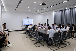 点亮大学生<span style='color:red'>就</span><span style='color:red'>业</span><span style='color:red'>创</span><span style='color:red'>业</span>梦，新乡市牧野区税务局开展<span style='color:red'>政</span><span style='color:red'>策</span><span style='color:red'>宣</span><span style='color:red'>讲</span><span style='color:red'>活</span><span style='color:red'>动</span>