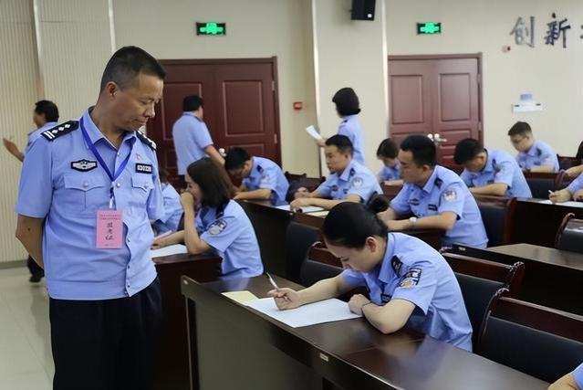 辅警岗掀起“离职潮”，并非只是薪资问题，背后原因揭开了遮羞布