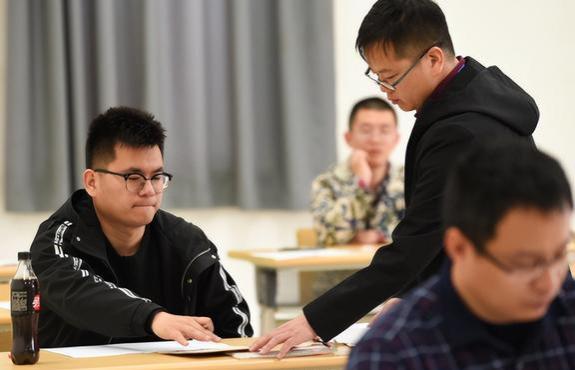 毕业求职时才明白，第一学历与最高学历，社会认可度并不同