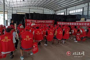 <span style='color:red'>叉</span><span style='color:red'>车</span><span style='color:red'>培</span><span style='color:red'>训</span>强技能 拓宽<span style='color:red'>就</span><span style='color:red'>业</span>新途径