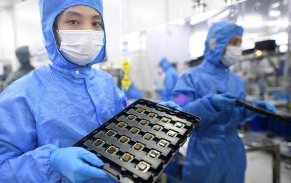 裁员超31万，中方芯片产业崛起