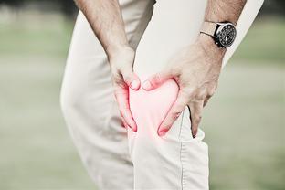 人到中年，膝盖不喜欢的四件事，要及时做好保护措施