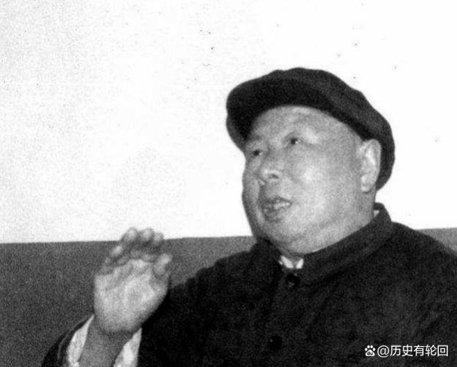 51年戴季英因官职不满致信中央，毛主席看后震怒：开除党籍和公职