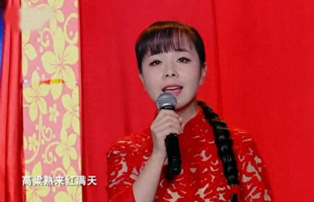 回顾星光大道王二妮：放弃百万年薪嫁农村，婚后被婆婆当亲女儿疼爱