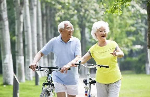 人口老龄化问题严重！专家建议：鼓励退休人员主动放弃领取退休金