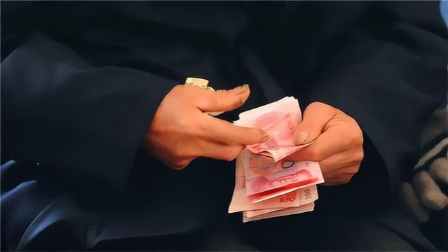 个人账户养老金，为什么要除以139，领完139个月个人账户就没了吗