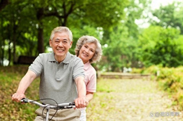 55岁退休大姐的忠告：没必要对兄弟姐妹的孩子太好，只是亲戚而已