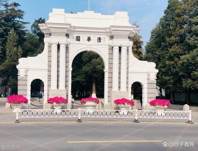 经济大萧条，各行各业仅公务员是铁饭碗，大学生的出路只有考公？