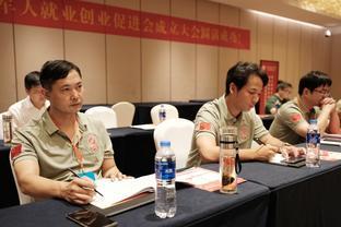 <span style='color:red'>男</span><span style='color:red'>孩</span>大学<span style='color:red'>毕</span><span style='color:red'>业</span>入伍，退役拿百万<span style='color:red'>回</span><span style='color:red'>家</span>，鱼和熊掌皆要考编上岸