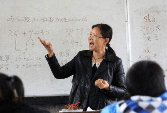 薪资不增反降？网传云南中小学教师集体降薪，公务员惊慌失措