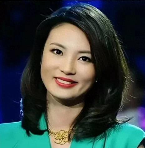 央视主持人刘芳菲宣布离职，粉丝们纷纷猜测她的下一步！