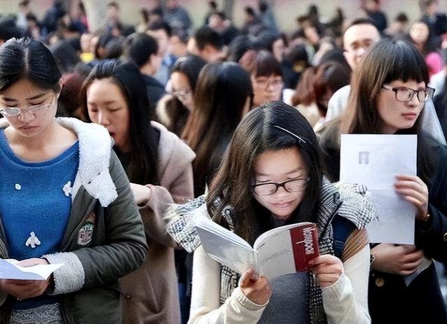 体制内离职是正确的决策吗？如何跳槽，博士一句话启示众人