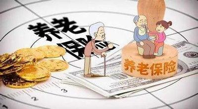 农民领退休金还得守新规，55岁以上不得“外出打工”，意味着什么