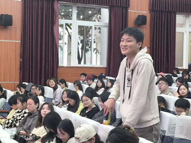 企业最看重学生哪些品质？这场大学生就业创业指导给出答案