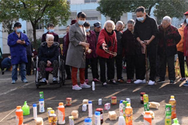 养老金调整方案终于公布了，否定了退休人员这几个误区，来看看