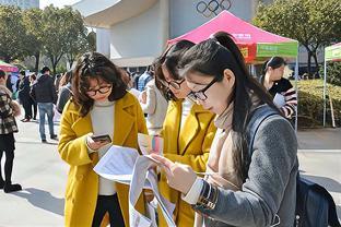 <span style='color:red'>211</span>大学<span style='color:red'>硕</span><span style='color:red'>士</span>毕<span style='color:red'>业</span>求<span style='color:red'>职</span>遭嫌弃，学<span style='color:red'>历</span>贬值背<span style='color:red'>后</span>，是可怕的“现实”