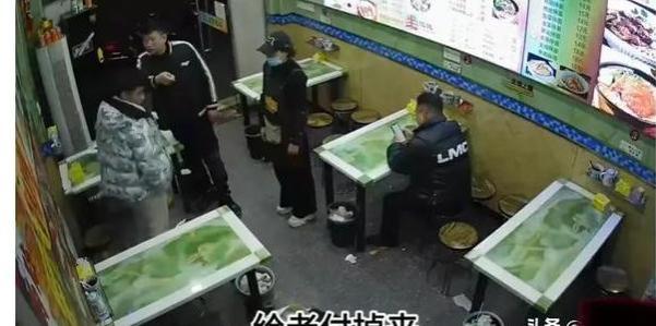 千里香馄饨老板打人事件后续：顾客多加料被殴打，美团点评不力