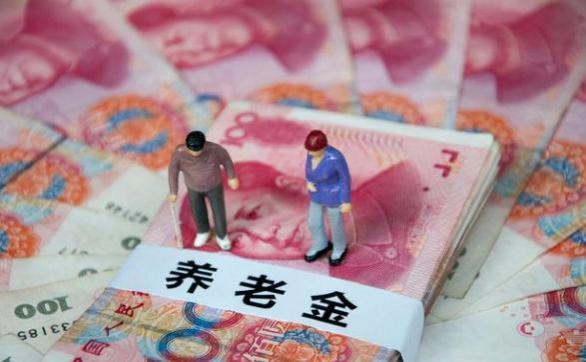 40年工龄“正科级”公务员退休金高吗？看到金额后，瞬间明白了