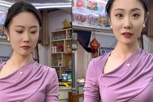 男<span style='color:red'>子</span>饭店偶遇美<span style='color:red'>女</span><span style='color:red'>老</span><span style='color:red'>板</span><span style='color:red'>娘</span>，风韵犹存开酒瓶如同变魔<span style='color:red'>术</span>：谁看谁<span style='color:red'>迷</span>糊