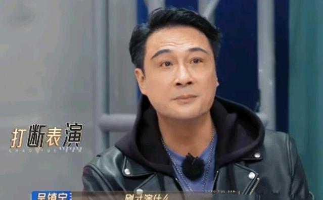 吴镇宇打断向佐引争议，其他导师一反常态，上演娱乐圈的人情世故
