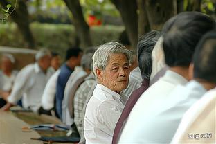 新加坡遭遇养老金缩水4%，老人离世无人知，原因令人唏嘘！