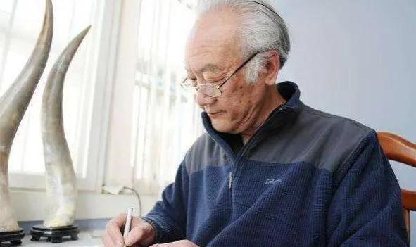 教师岗位将迎变化，或统一实行“工龄退休”，部分教师直言有福