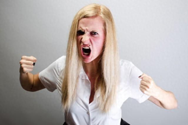 职场中的情绪管理：如何应对工作中的愤怒情绪？