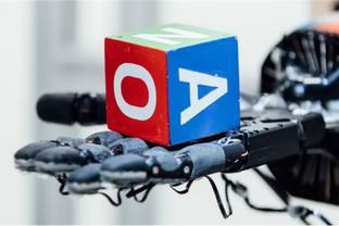 OpenAI最新发布会结束，脉脉-职场出现新的“AI与职场”辩题
