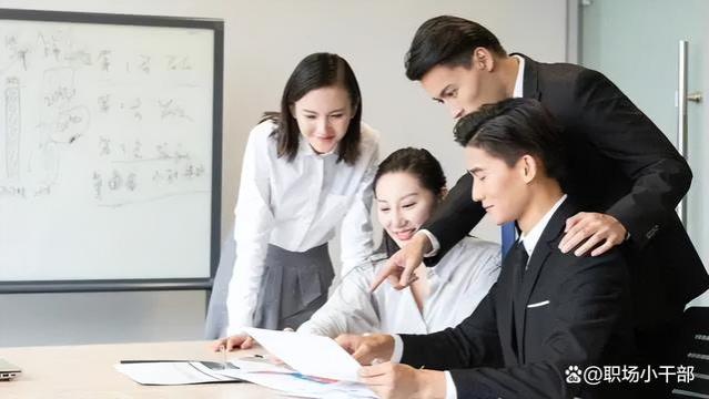 职场中，领导想提拔你，通常会有4种举动，聪明人会立刻抓住机会