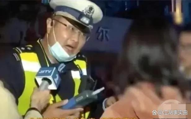 纪实：颠倒黑白，正义辅警开除，特权科长被免职，官媒：处罚太轻